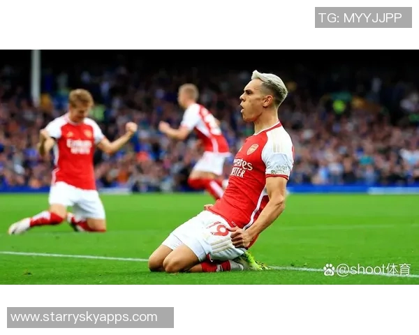 阿森纳为拉亚涨薪续约以奖励其出色表现与贡献 阿森纳为拉亚涨薪续约以奖励其出色表现与贡献