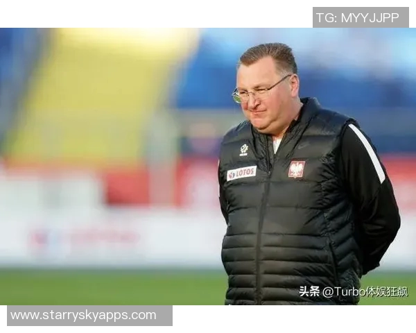 国足选帅进展显著两位欧洲教练候选人将于下月中旬确定最终人选 国足选帅进展显著两位欧洲教练候选人将于下月中旬确定最终人选