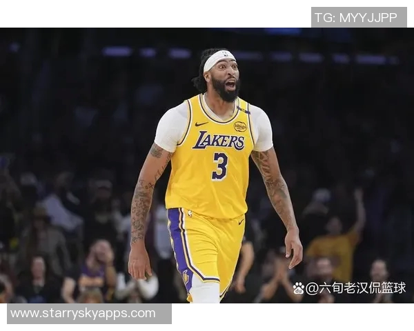 浓眉半场表现抢眼19分钟内高效砍下17分助球队争胜