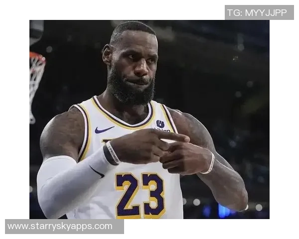 A史密斯:詹姆斯的收入应与其贡献相匹配NBA薪资水平亟待提升 A史密斯:詹姆斯的收入应与其贡献相匹配NBA薪资水平亟待提升