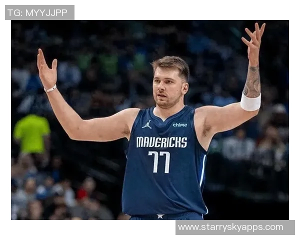 东契奇近期表现惊艳圆梦三双差之毫厘场均数据令人瞩目 东契奇近期表现惊艳圆梦三双差之毫厘场均数据令人瞩目