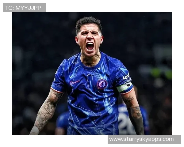 凯塞多荣获全场最佳奖杯队友帕尔默称赞其为传奇球员 凯塞多荣获全场最佳奖杯队友帕尔默称赞其为传奇球员